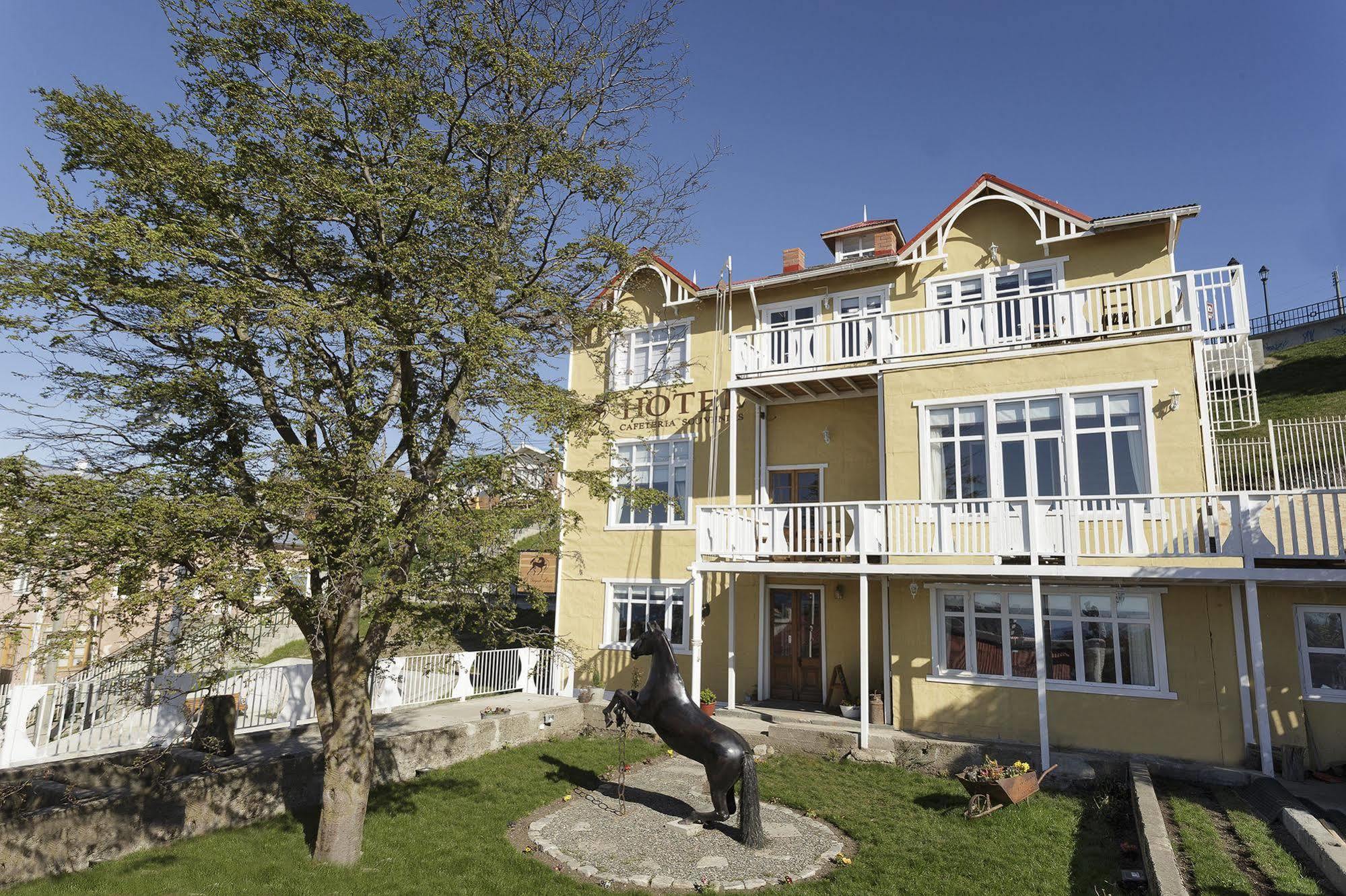 Hotel Boutique La Yegua Loca Punta Arenas Kültér fotó